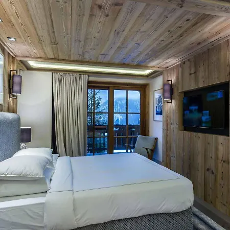 Chalet Raffine Avec Chambres Luxueuses Et Services Inclus - Fr-1-564-62 木屋 谷雪维尔